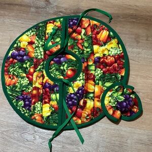 New Quilted Casserole Pie Carrier Vegetables